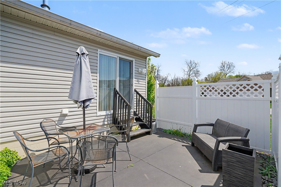 1484 Waters Edge Drive Akron OH 44313