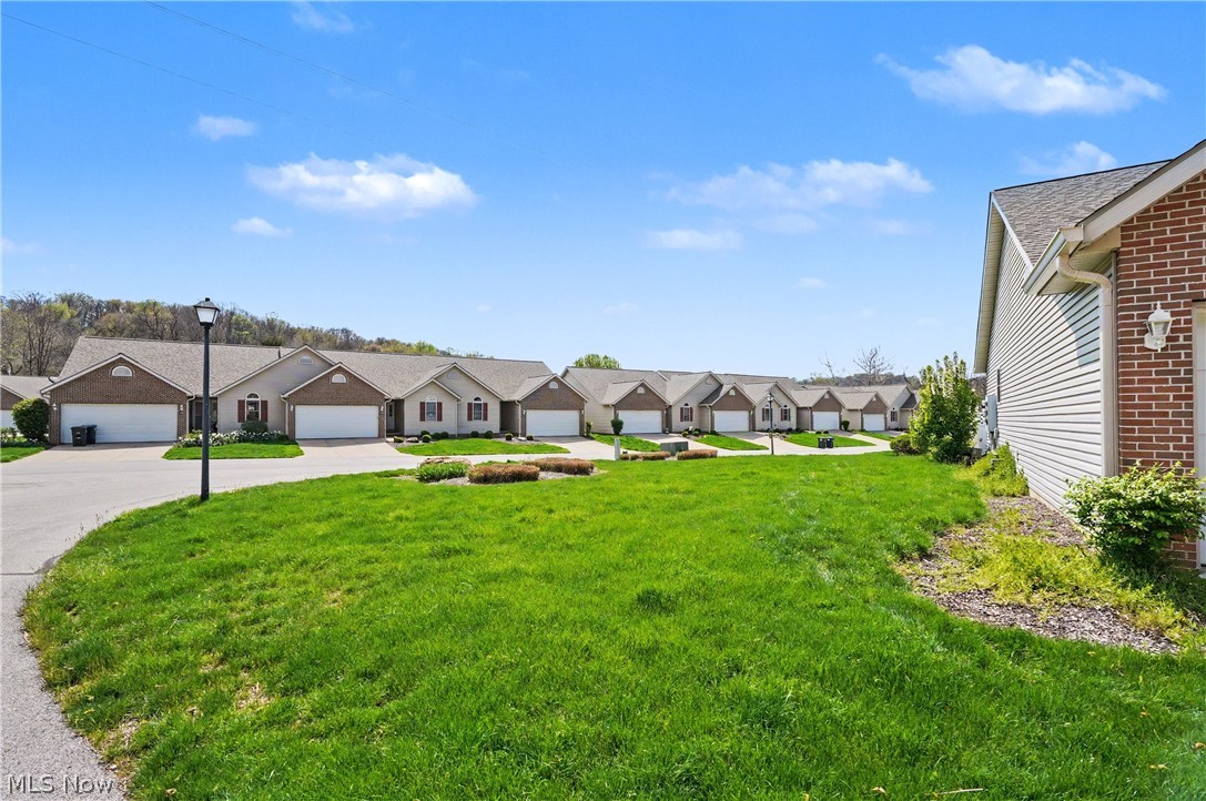 1484 Waters Edge Drive Akron OH 44313