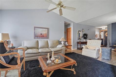 1484 Waters Edge Drive Akron OH 44313