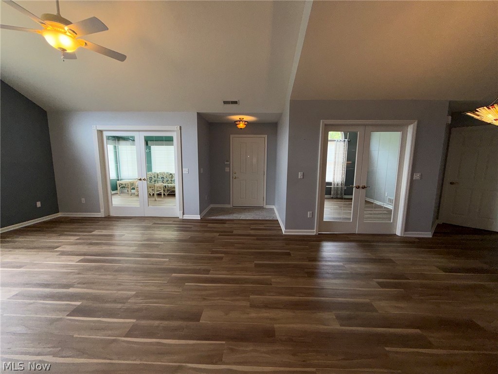 1203 River Glen Drive NE Warren OH 44484