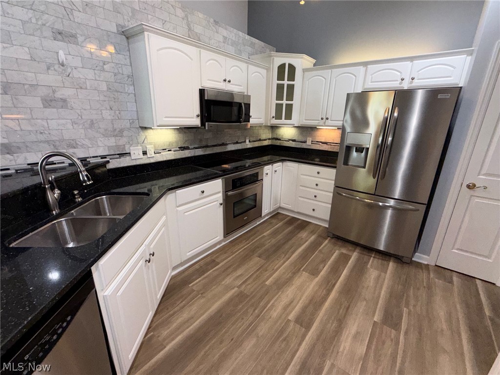 1203 River Glen Drive NE Warren OH 44484