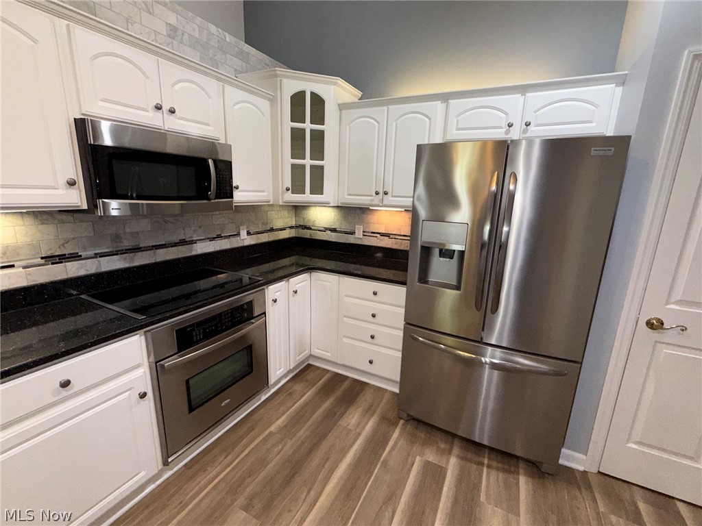 1203 River Glen Drive NE Warren OH 44484