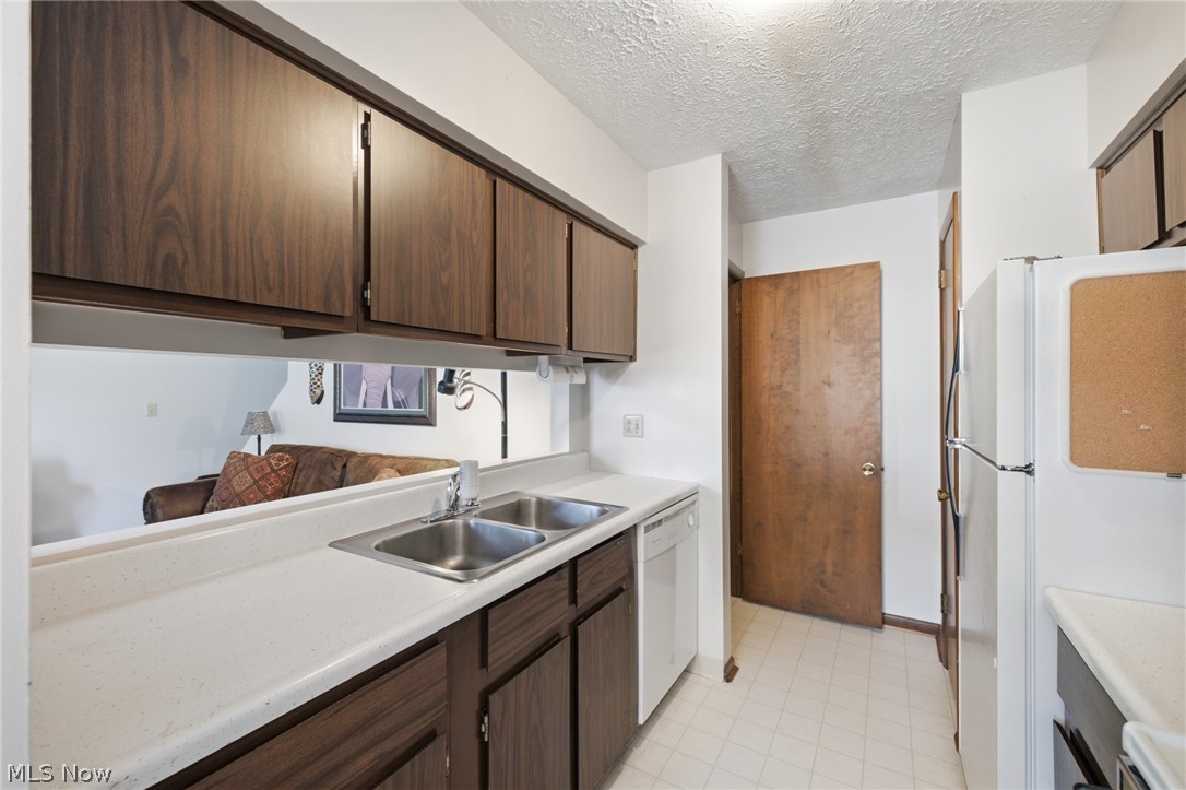 1138 Village Lane Ashland OH 44805