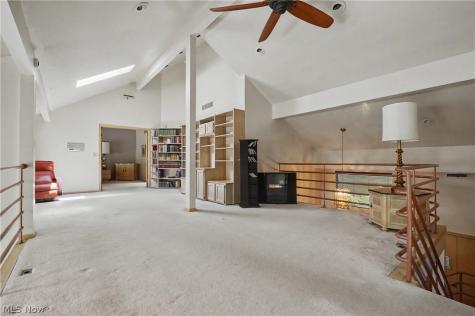 2214 Stone Creek Trail Cuyahoga Falls OH 44223