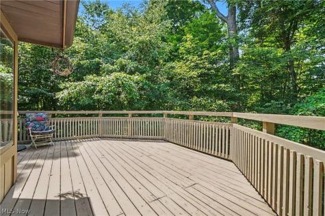 2214 Stone Creek Trail Cuyahoga Falls OH 44223