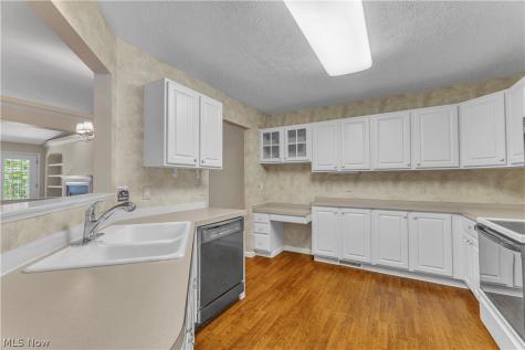 29 Community Drive Avon Lake OH 44012