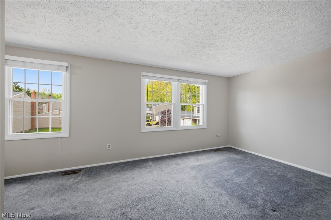 7396 S Chestnut Commons Drive Mentor OH 44060