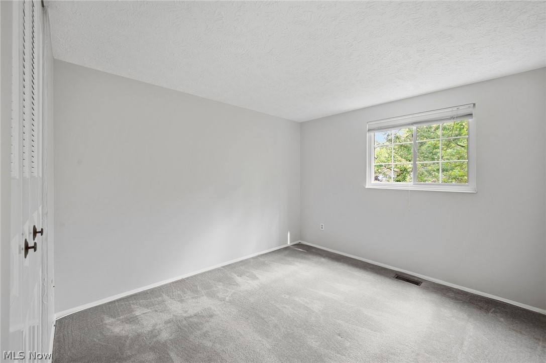 7396 S Chestnut Commons Drive Mentor OH 44060