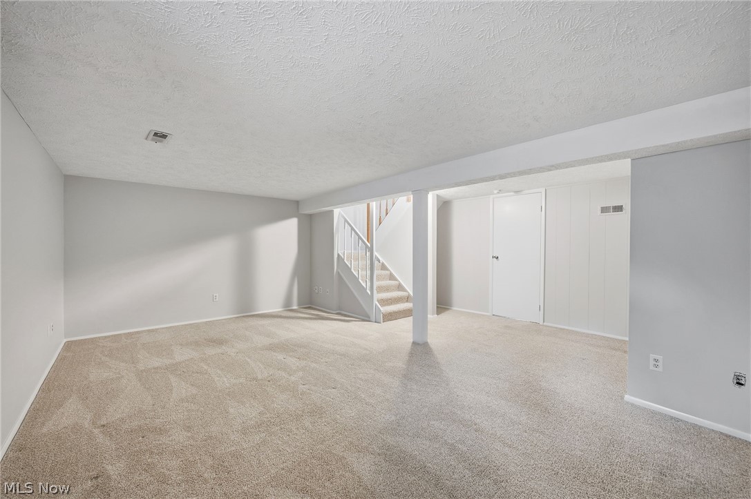 7396 S Chestnut Commons Drive Mentor OH 44060