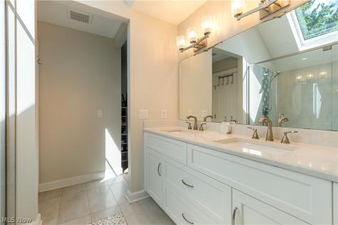 6 Auburn Avenue SE Canton OH 44709