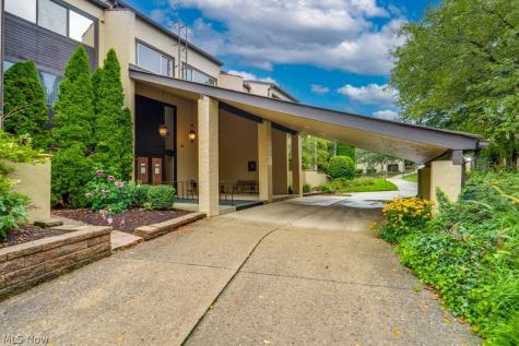 1012 Bunker Drive Fairlawn OH 44333