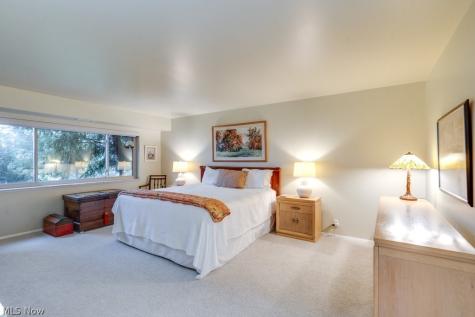 1012 Bunker Drive Fairlawn OH 44333
