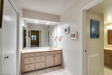 1012 Bunker Drive Fairlawn OH 44333