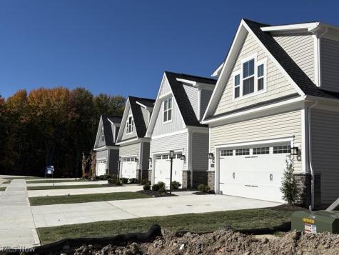7384 South Pointe Lane Parma OH 44130