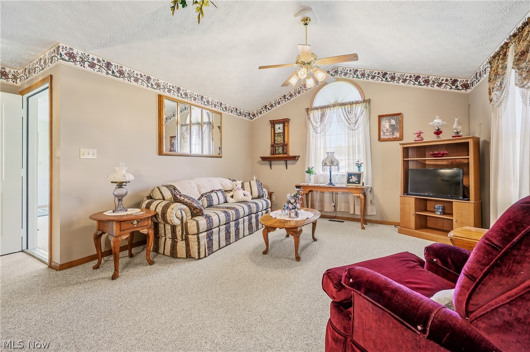 1712 Sonora Street NW Uniontown OH 44685