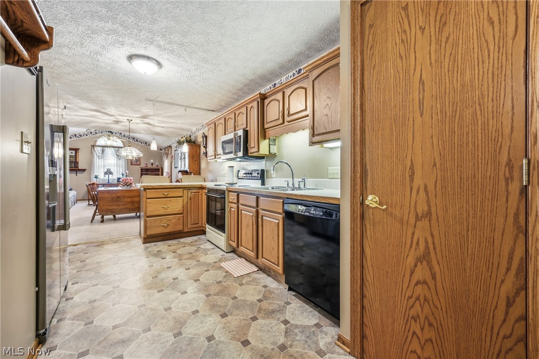 1712 Sonora Street NW Uniontown OH 44685