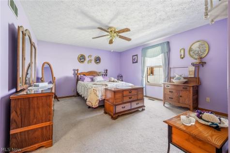 1712 Sonora Street NW Uniontown OH 44685