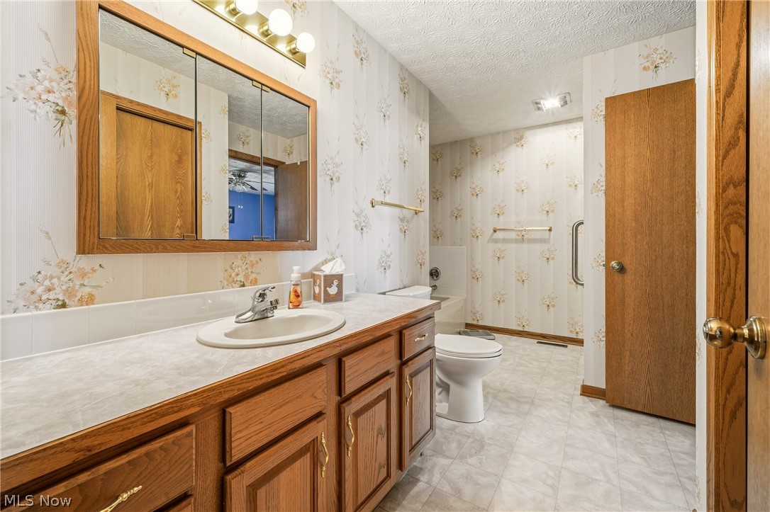 1712 Sonora Street NW Uniontown OH 44685