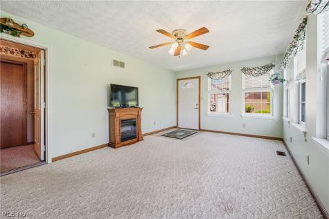 1712 Sonora Street NW Uniontown OH 44685