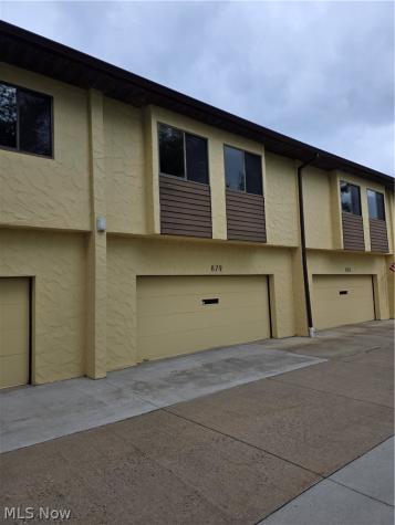 879 Hampton Ridge Drive Akron OH 44313