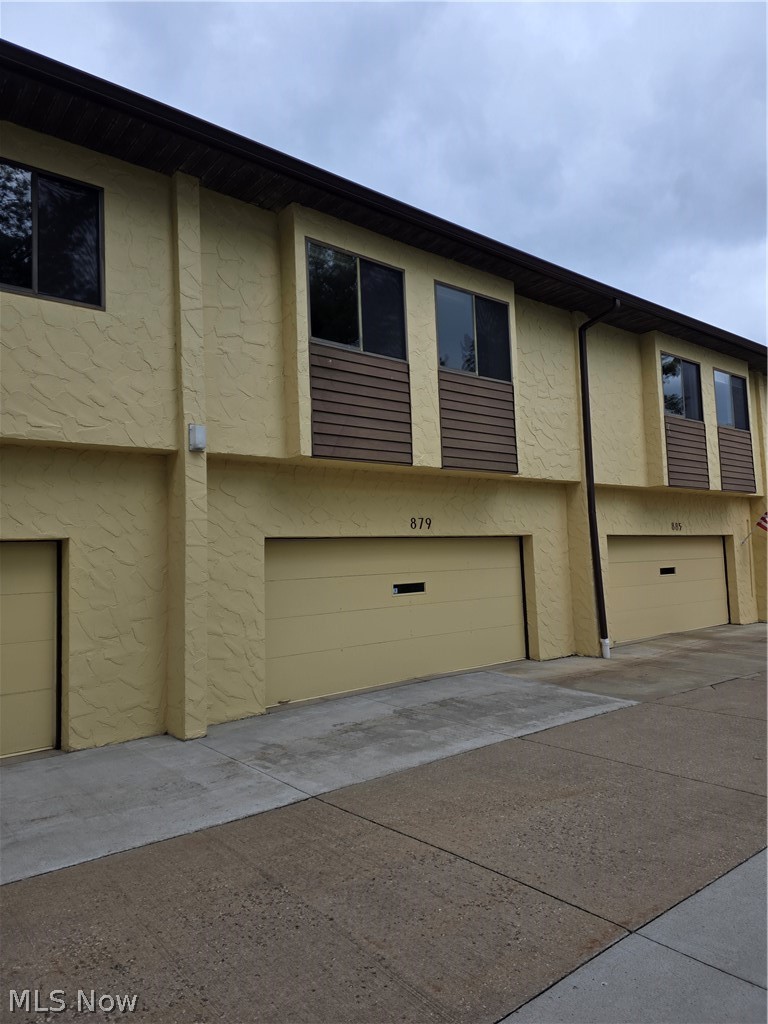 879 Hampton Ridge Drive Akron OH 44313