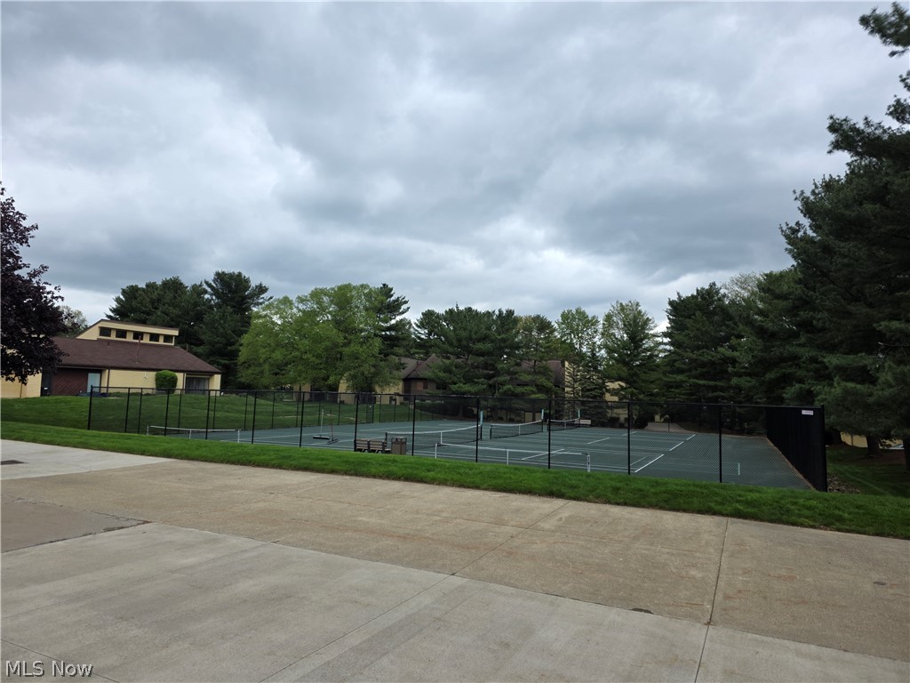 879 Hampton Ridge Drive Akron OH 44313