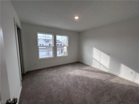 5083 Shepherds Glen Willoughby OH 44094