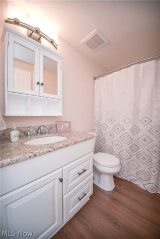 110 Greenwich Road Seville OH 44273