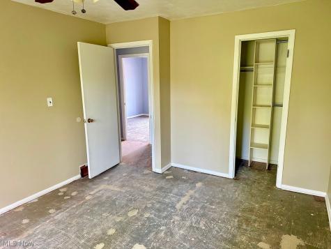 26613 N Park Boulevard Olmsted Falls OH 44138