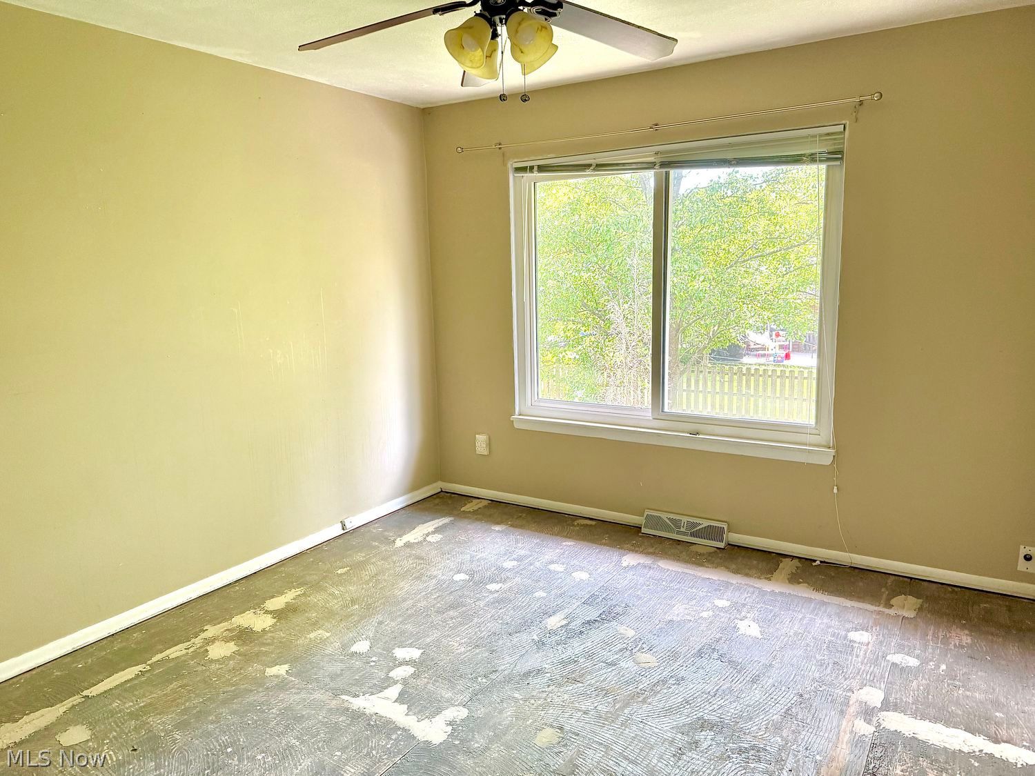 26613 N Park Boulevard Olmsted Falls OH 44138