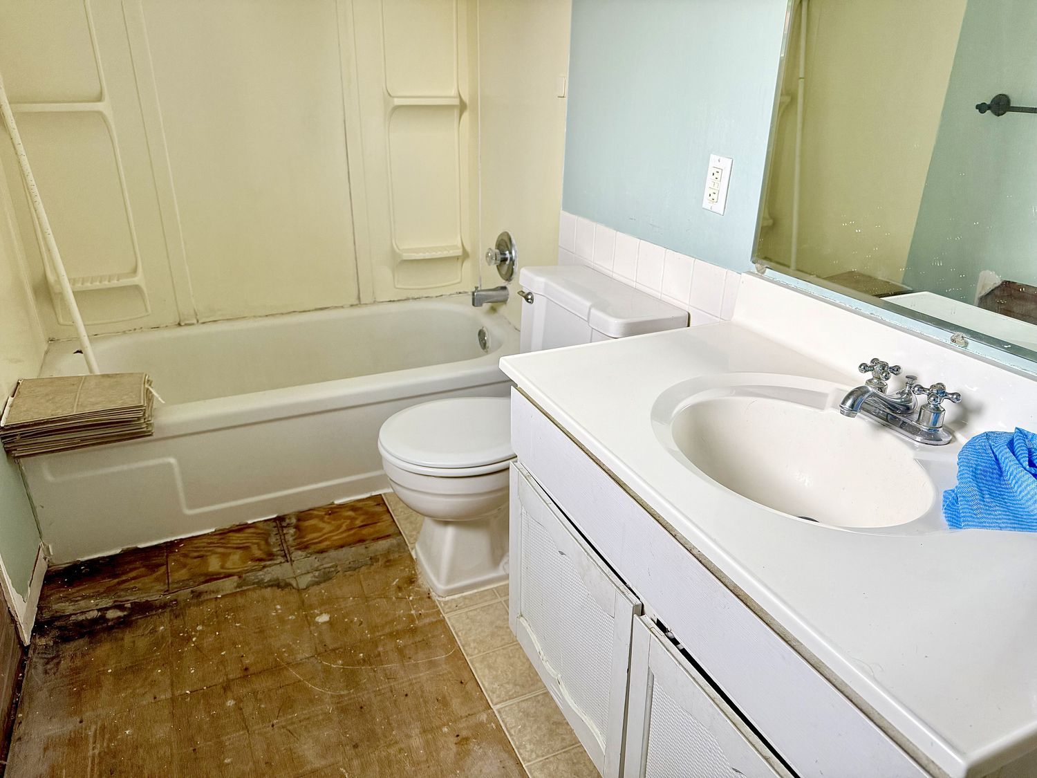 26613 N Park Boulevard Olmsted Falls OH 44138