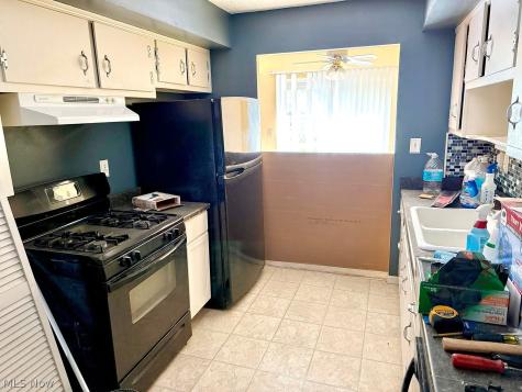 26613 N Park Boulevard Olmsted Falls OH 44138