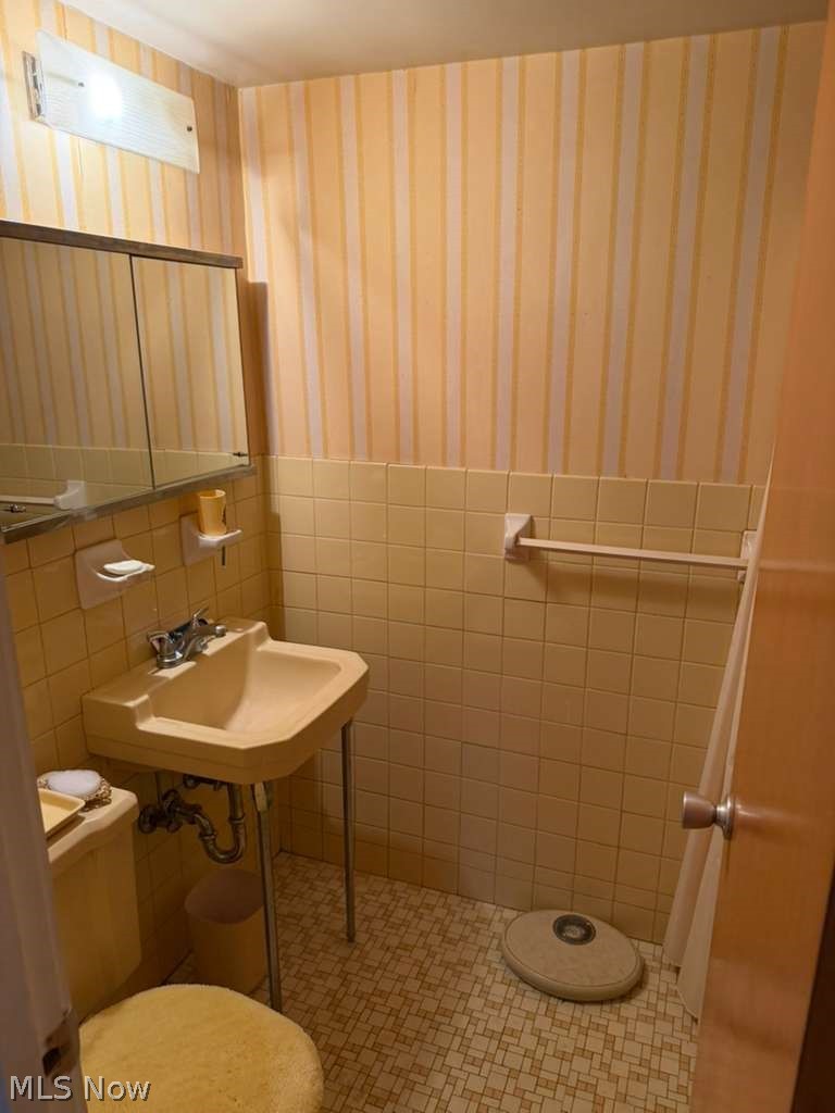 16100 Van Aken Boulevard Shaker Heights OH 44120