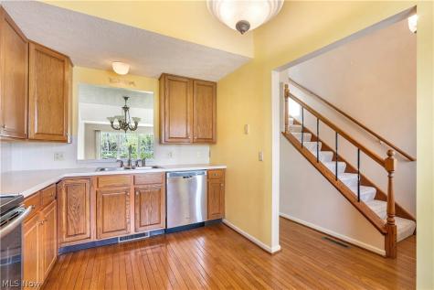 4417 Dalbury Avenue NE Canton OH 44714