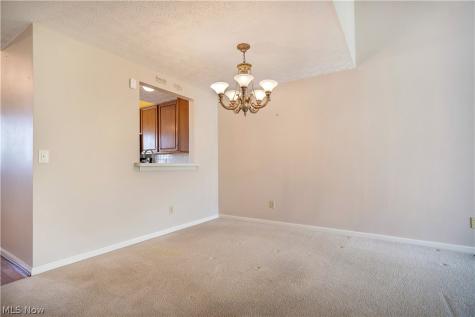 4417 Dalbury Avenue NE Canton OH 44714