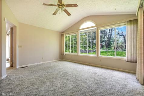 4417 Dalbury Avenue NE Canton OH 44714