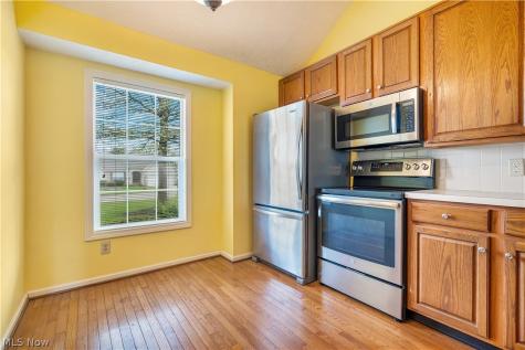 4417 Dalbury Avenue NE Canton OH 44714