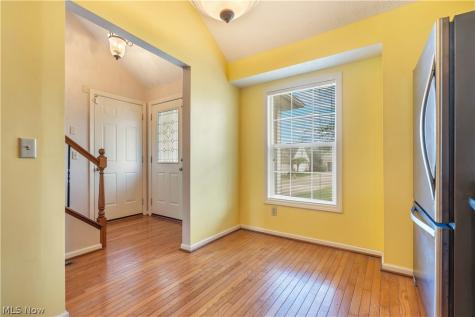 4417 Dalbury Avenue NE Canton OH 44714