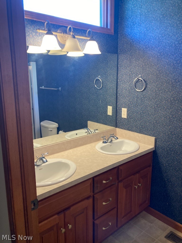 1322 Meadowbrook Drive Dover OH 44622
