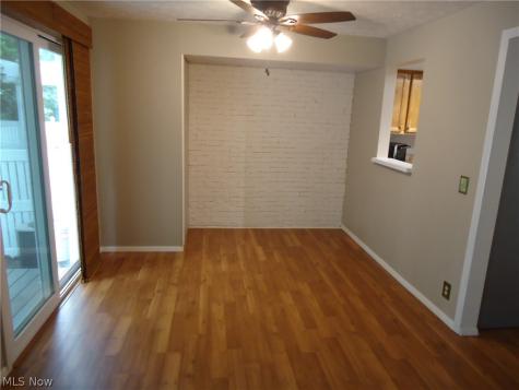 306 Deepwood Drive Wadsworth OH 44281