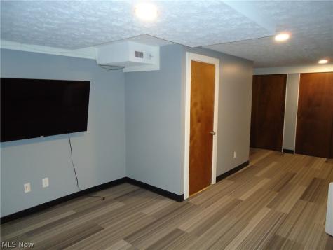 306 Deepwood Drive Wadsworth OH 44281