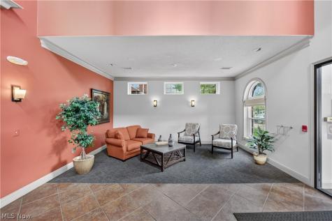 240 Fox Hollow Drive Mayfield Heights OH 44124