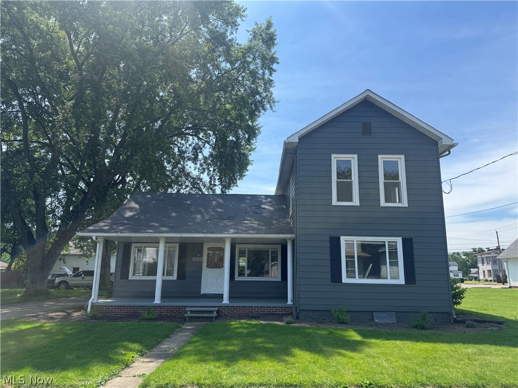 218 Main Street W Beach City OH 44608