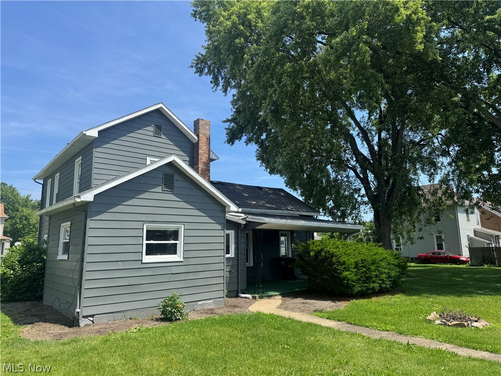 218 Main Street W Beach City OH 44608