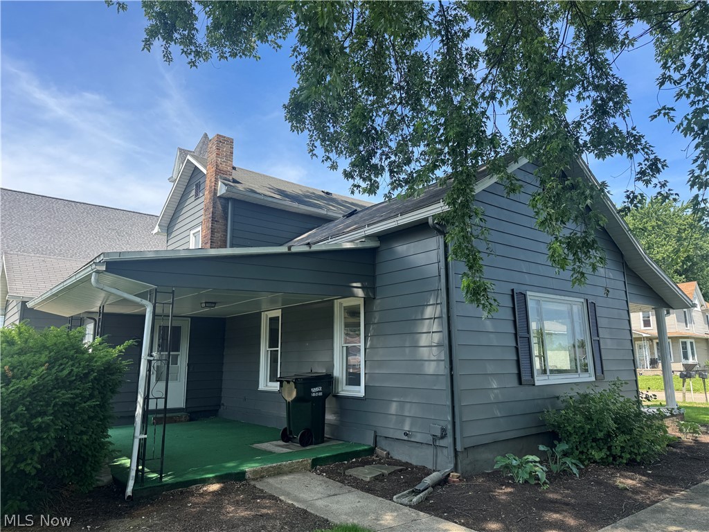 218 Main Street W Beach City OH 44608