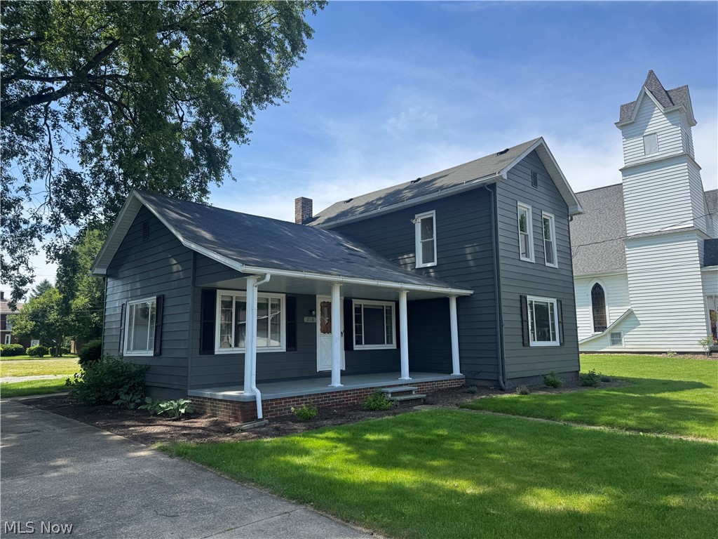 218 Main Street W Beach City OH 44608