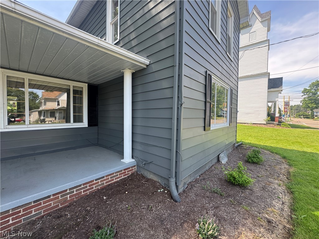 218 Main Street W Beach City OH 44608