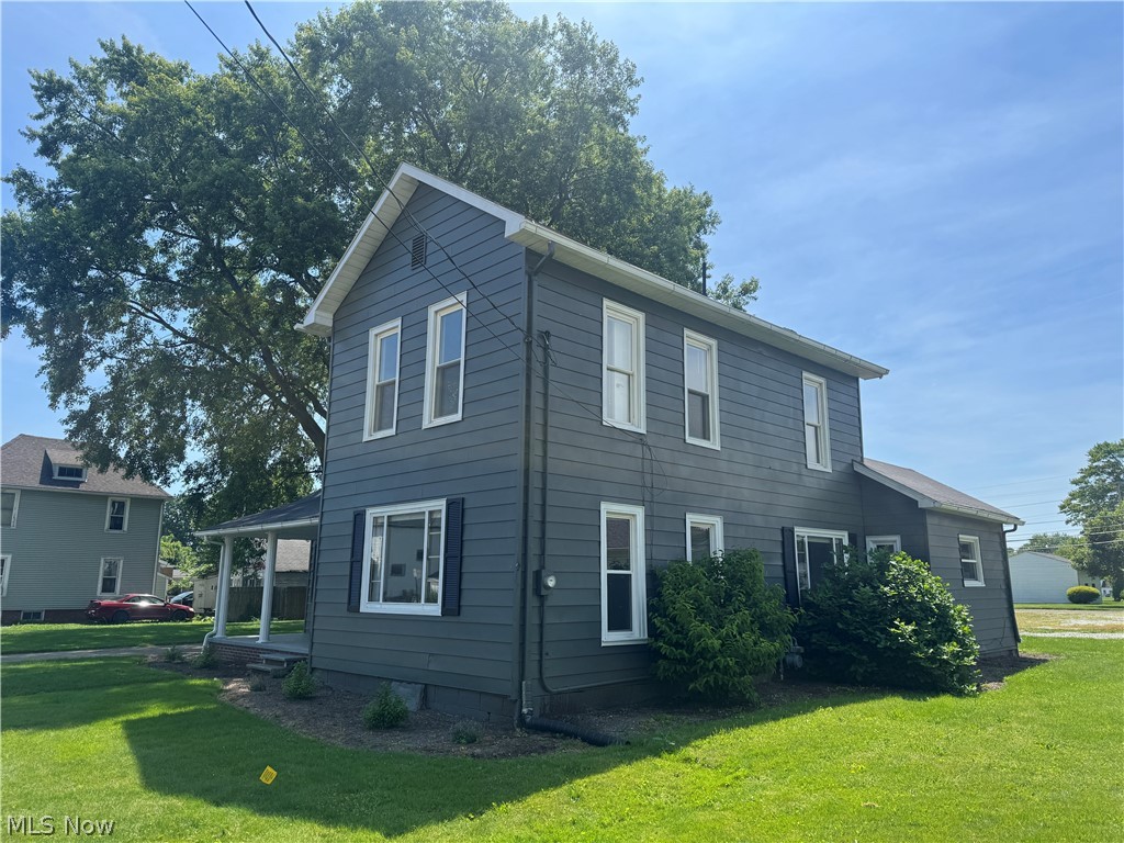 218 Main Street W Beach City OH 44608