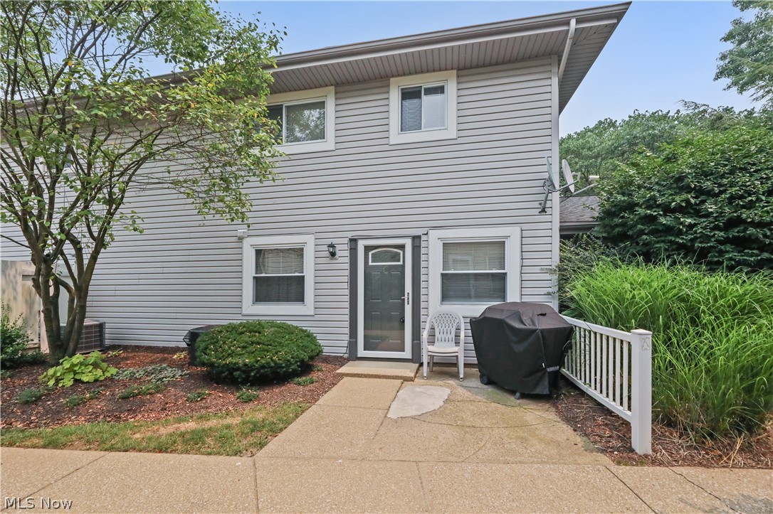 2436 Island Drive Uniontown OH 44685