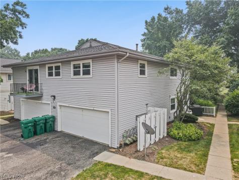 2436 Island Drive Uniontown OH 44685